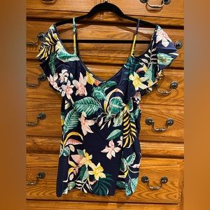 Cold Shoulder Tank